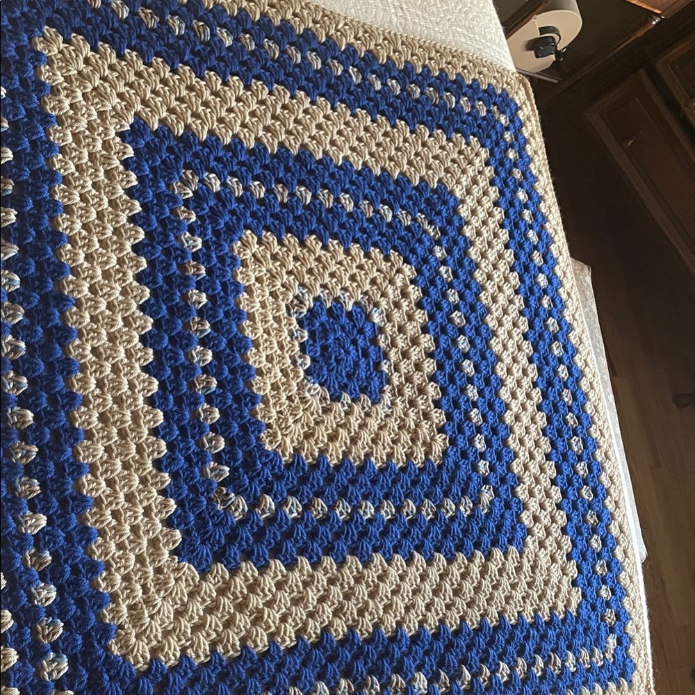🌹Handmade Lovely Cobalt Blue & Beige Crochet Decorative Cover or Blanket